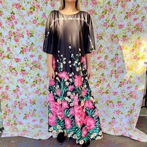 Vintage Cattani of California short sleeve maxi caftan.